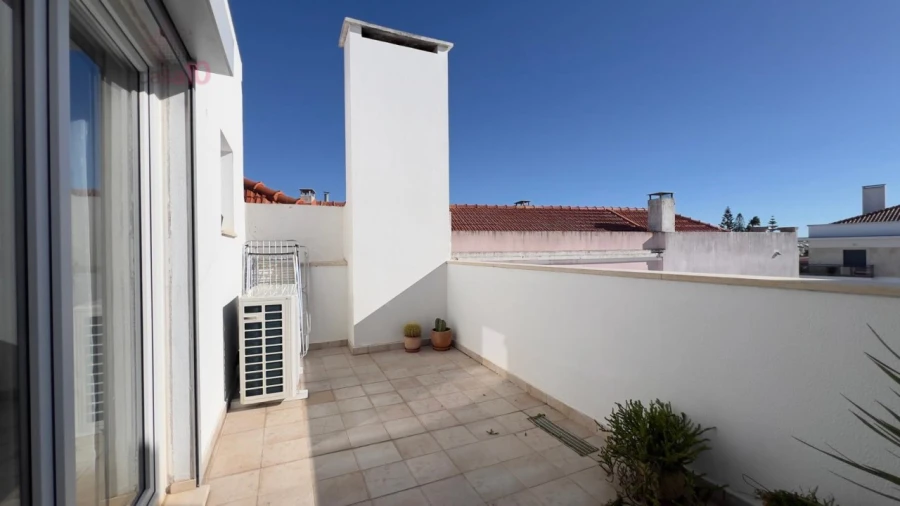 Apartamento T4 para Venda em Alcochete Foto 40