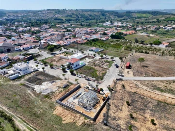 Moradia T3 para Venda em Roliça