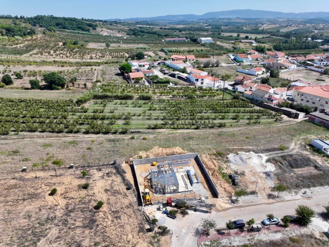 Moradia T3 para Venda em Roliça Foto 12