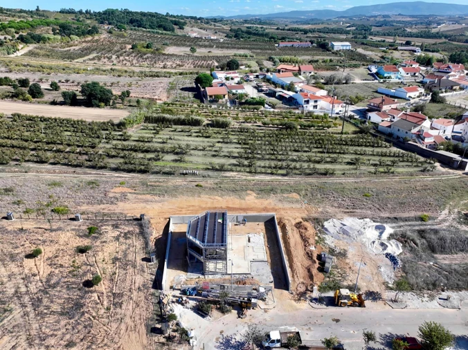 Moradia T3 para Venda em Roliça Foto 11