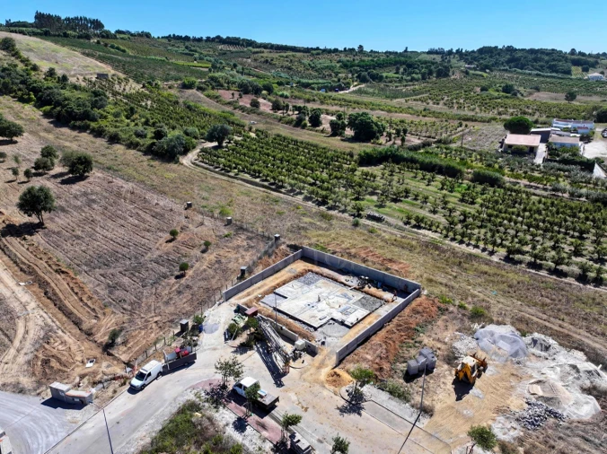 Moradia T3 para Venda em Roliça Foto 7