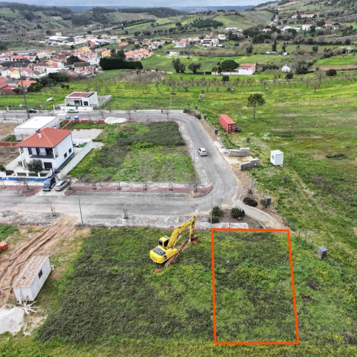 Moradia T3 para Venda em Roliça Foto 9