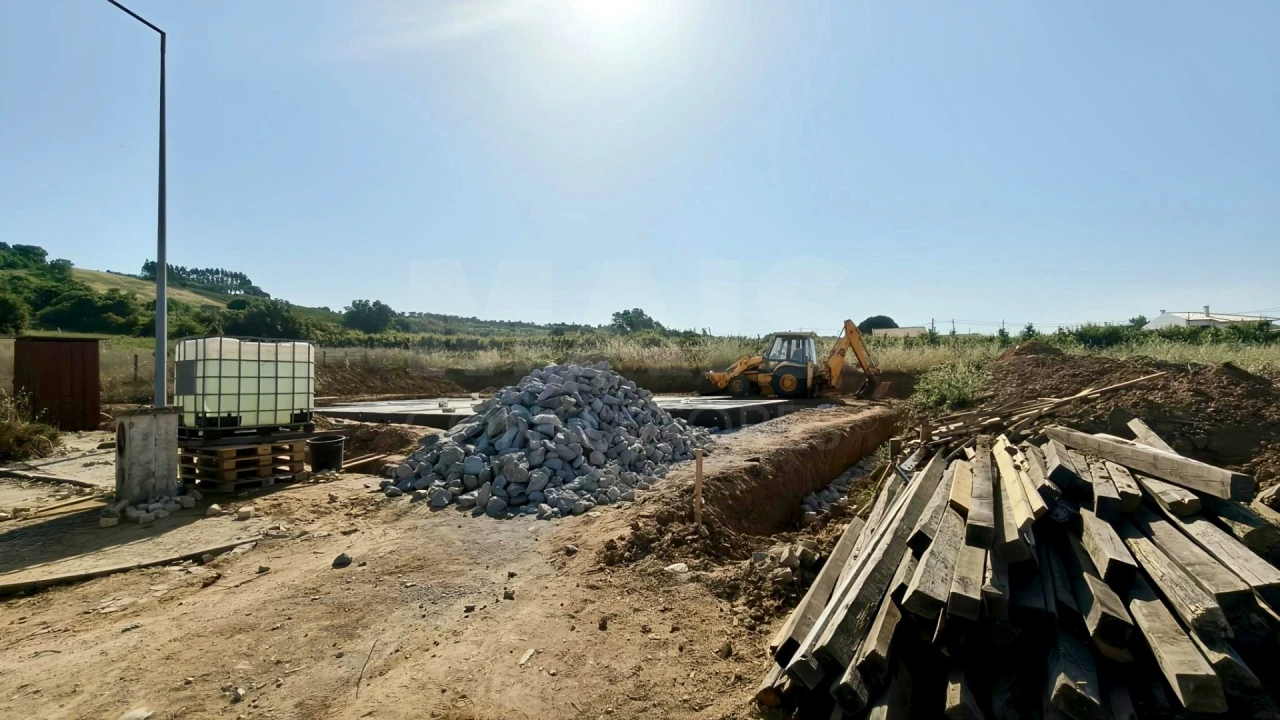 Moradia T3 para Venda em Roliça Foto 9