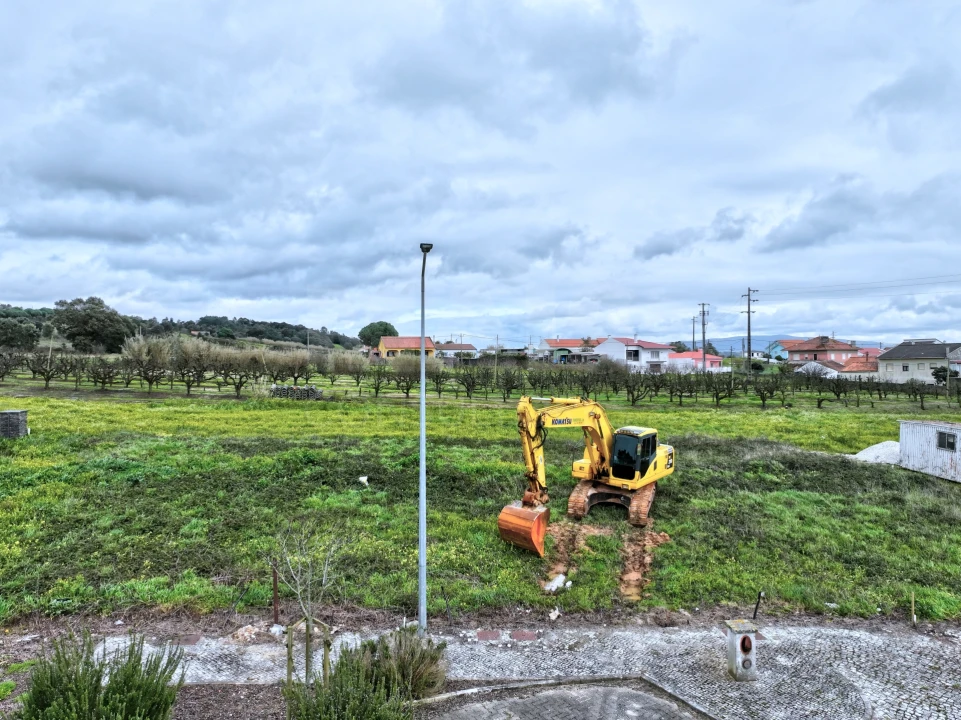 Moradia T3 para Venda em Roliça Foto 7