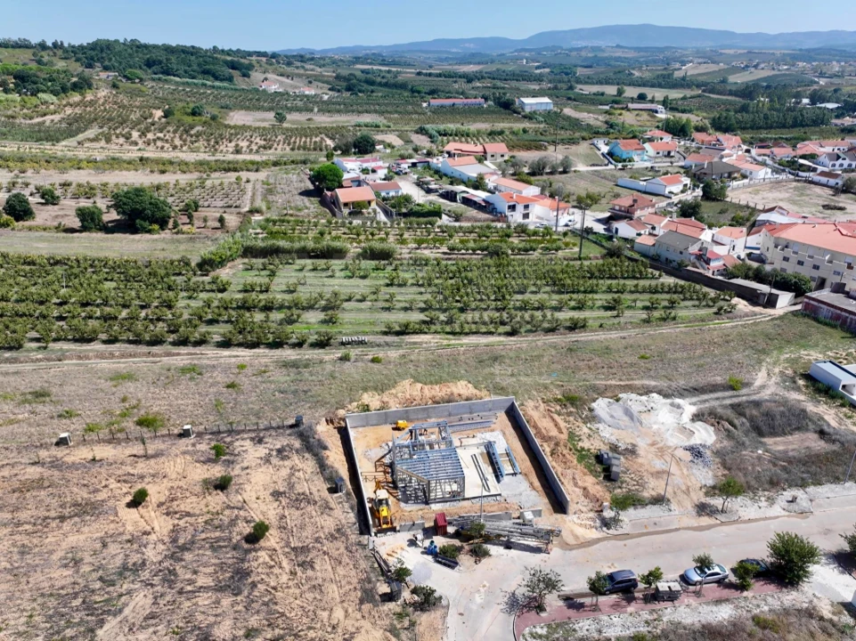 Moradia T3 para Venda em Roliça Foto 12