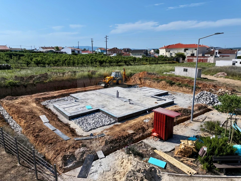Moradia T3 para Venda em Roliça Foto 4