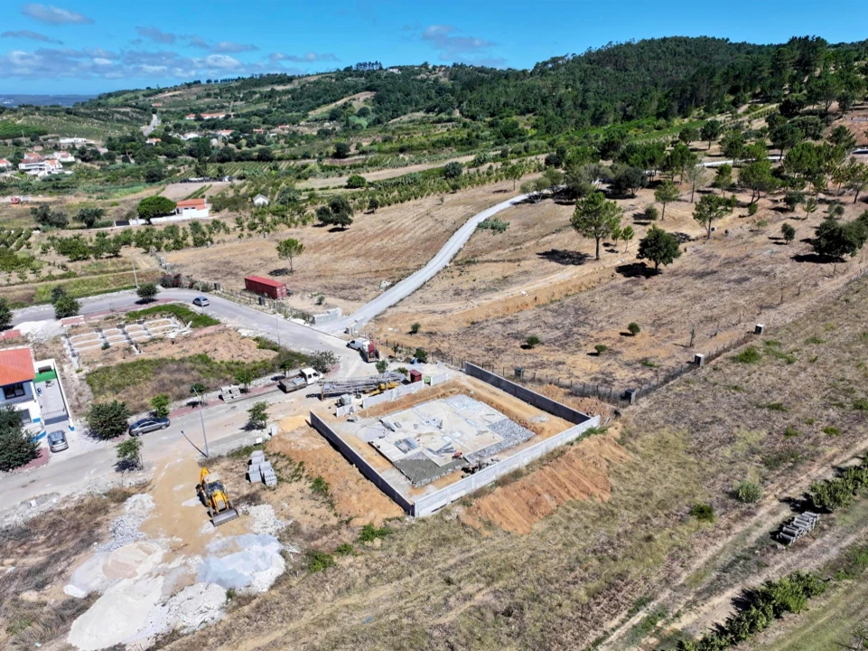 Moradia T3 para Venda em Roliça Foto 11
