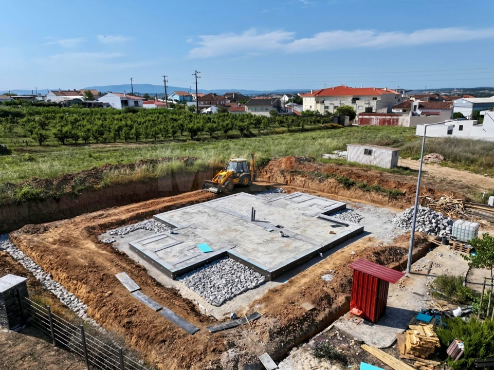Moradia T3 para Venda em Roliça Foto 6