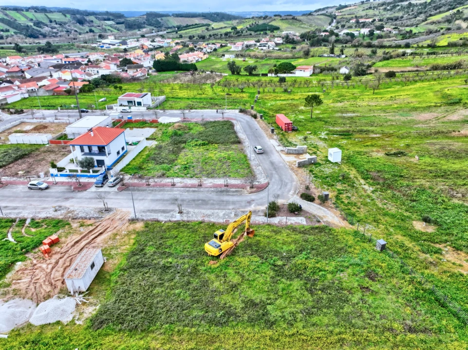 Moradia T3 para Venda em Roliça Foto 8