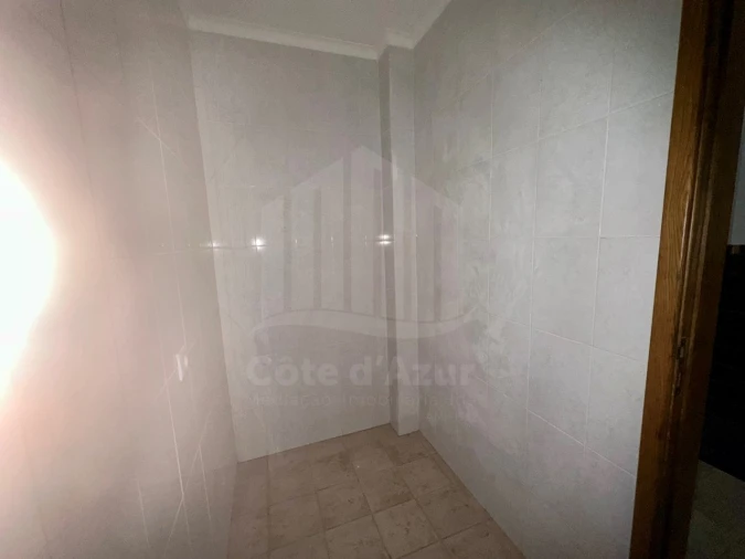 Loja para Arrendamento em Barreiro e Lavradio Foto 5