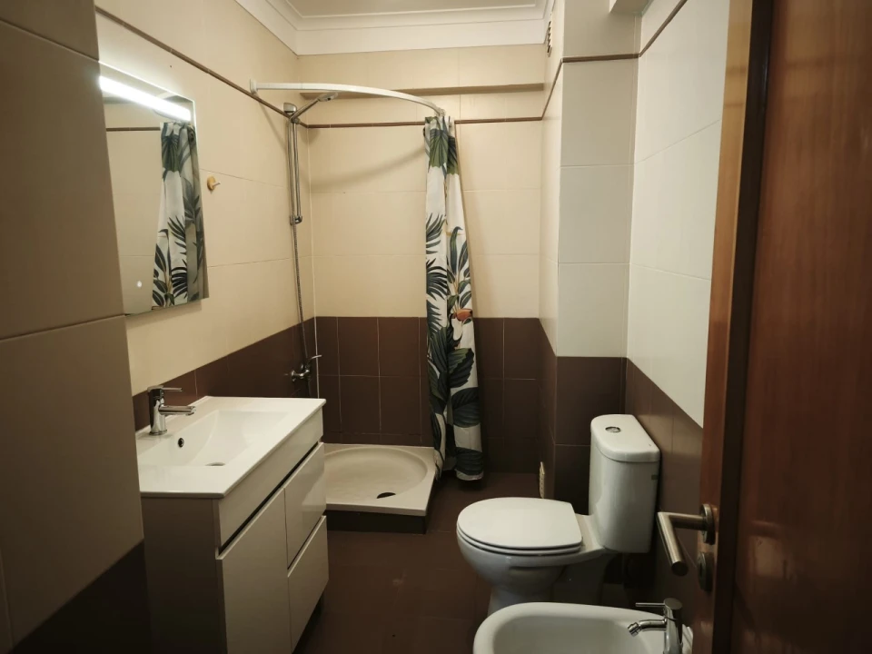 Apartamento T3 para Venda em Rio de Mouro Foto 10