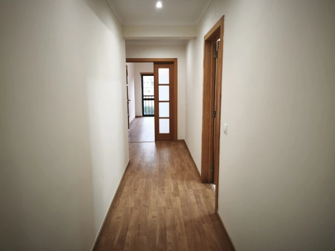 Apartamento T3 para Venda em Rio de Mouro Foto 7