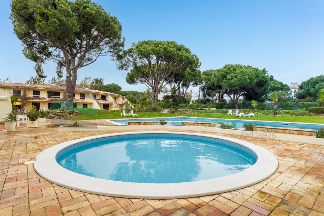 Apartamento T2 para Venda em Quarteira Foto 30