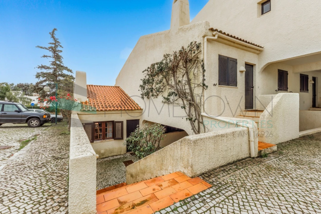 Apartamento T2 para Venda em Quarteira Foto 31