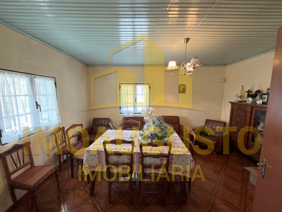 Moradia T3 para Venda em Pousafoles do Bispo, Pena Lobo e Lomba Foto 4