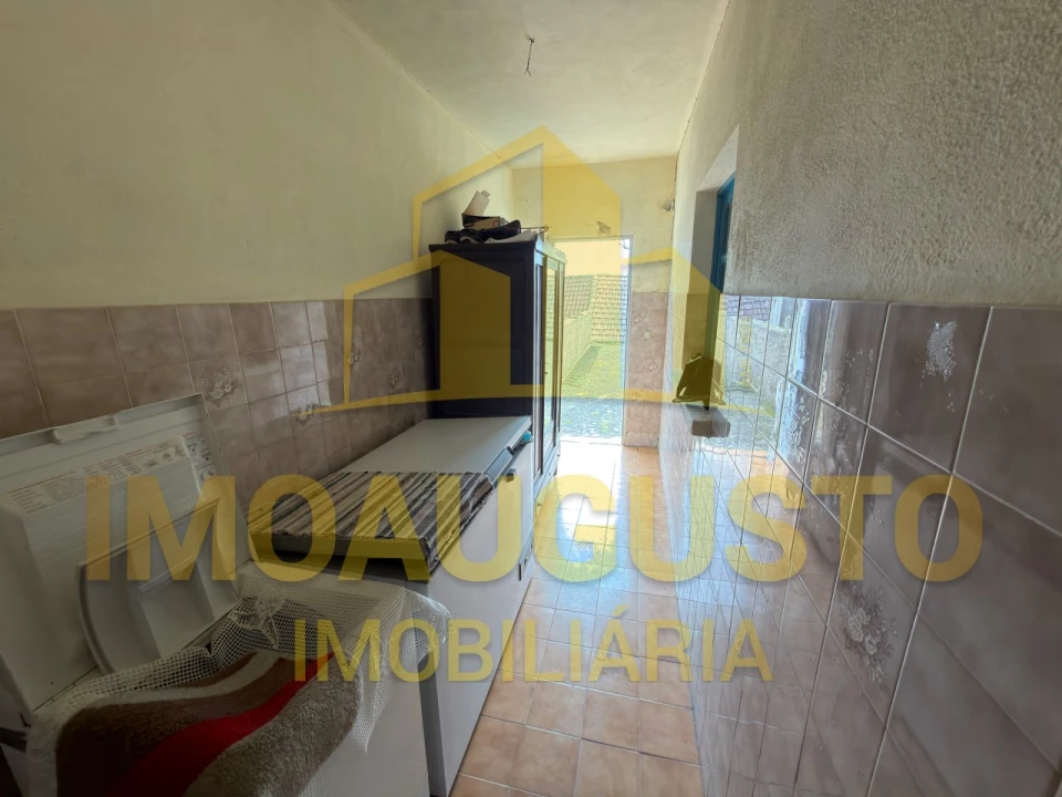 Moradia T3 para Venda em Pousafoles do Bispo, Pena Lobo e Lomba Foto 11