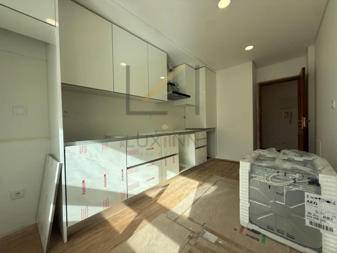 Apartamento T2 para Venda em Carcavelos e Parede Foto 3