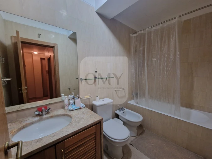 Quarto para Arrendamento em Mateus Foto 6