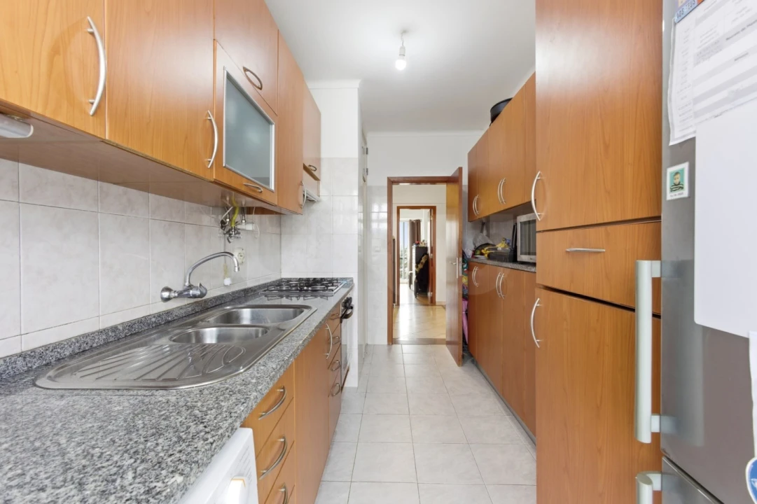 Apartamento T3 para Venda em Alcabideche Foto 3