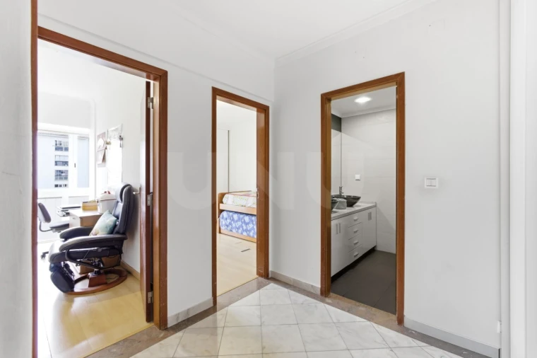 Apartamento T3 para Venda em Alcabideche Foto 10