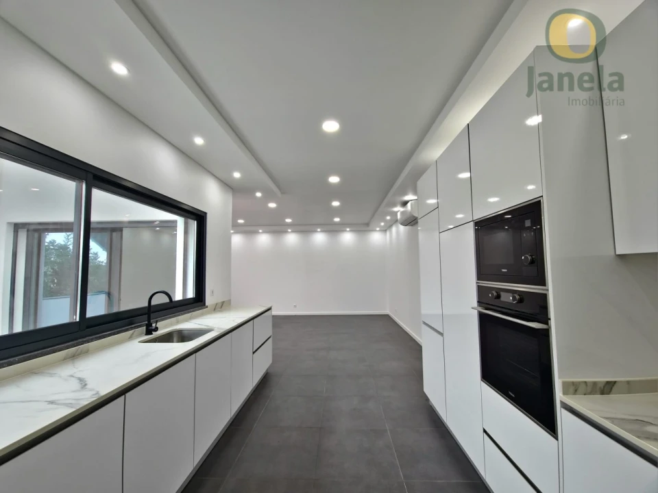 Moradia T2 para Venda em São Brás de Alportel Foto 4