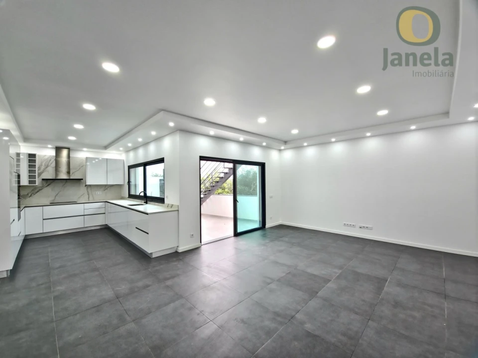 Moradia T2 para Venda em São Brás de Alportel Foto 5