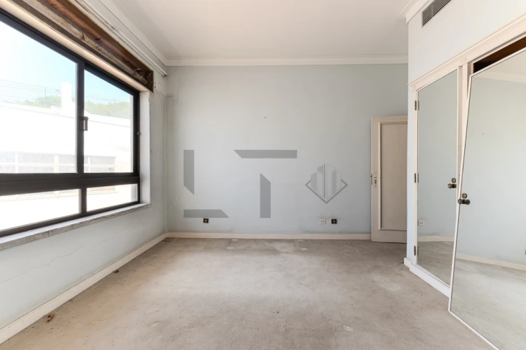 Moradia T11 para Venda em Cascais e Estoril Foto 24