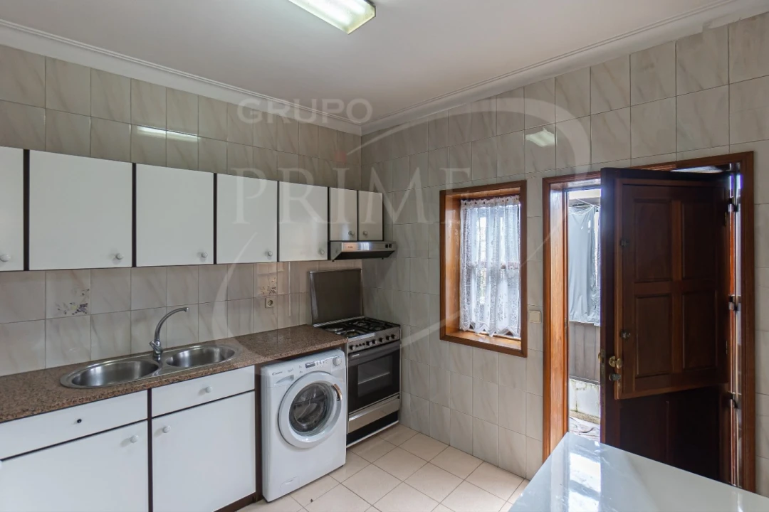 Moradia T3 para Arrendamento em Baguim do Monte (Rio Tinto) Foto 24