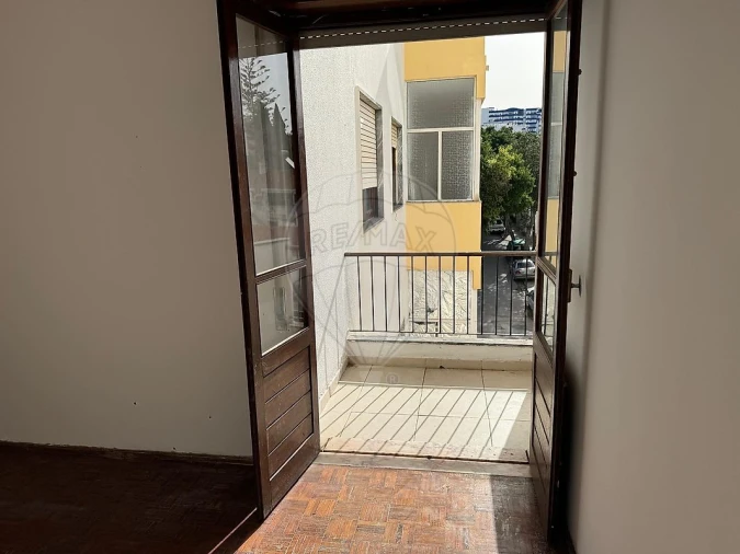 Apartamento T4 para Venda em Portimão Foto 18