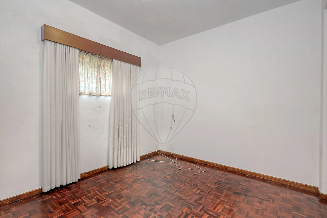 Moradia T2 para Venda em Serzedo e Perosinho Foto 8