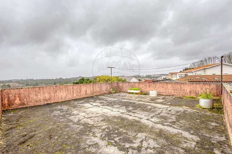 Moradia T2 para Venda em Serzedo e Perosinho Foto 17