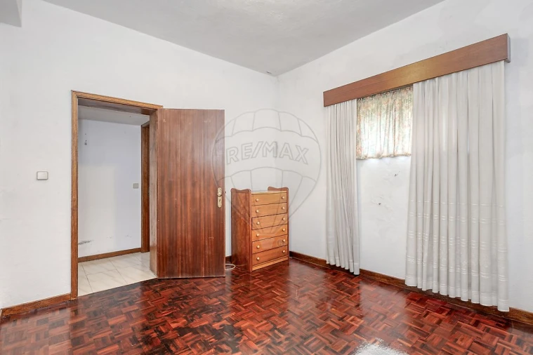 Moradia T2 para Venda em Serzedo e Perosinho Foto 11