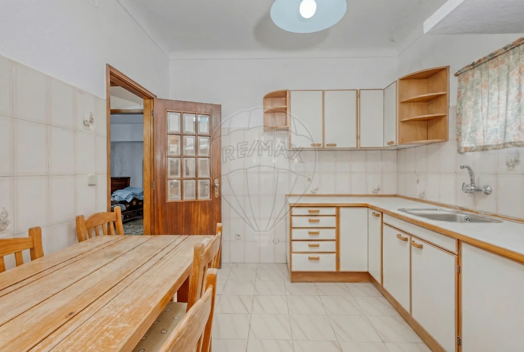 Moradia T2 para Venda em Serzedo e Perosinho Foto 12