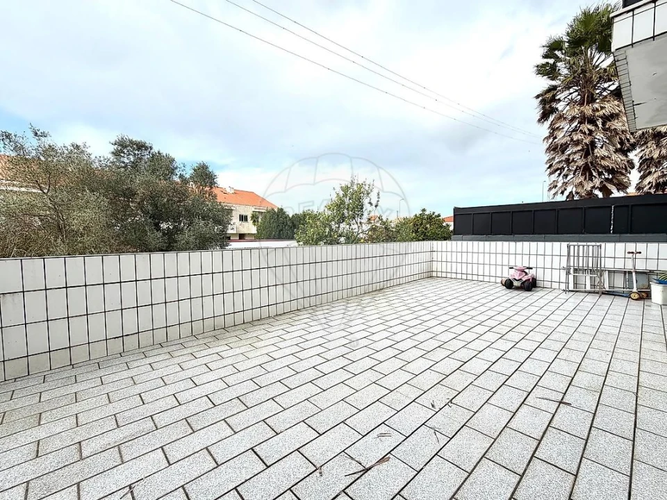 Apartamento T2 para Venda em Gulpilhares e Valadares Foto 16