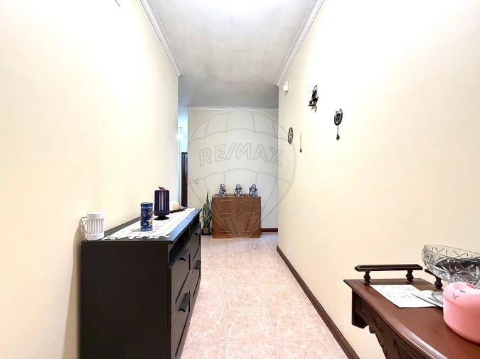 Apartamento T2 para Venda em Gulpilhares e Valadares Foto 2