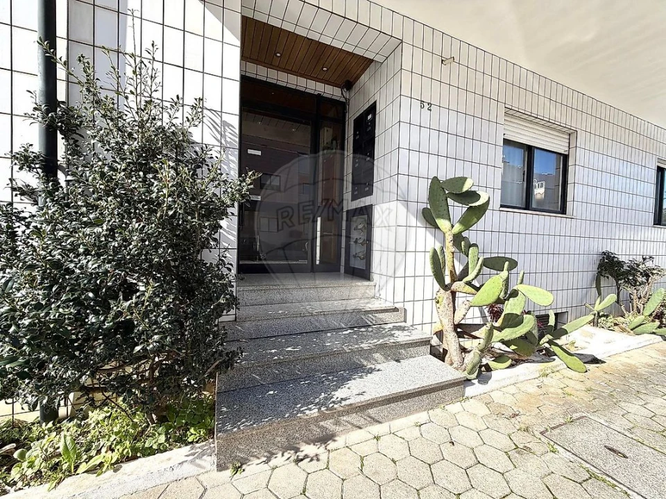 Apartamento T2 para Venda em Gulpilhares e Valadares Foto 3