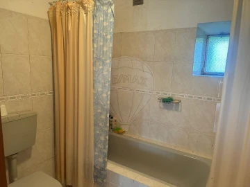 Moradia T3 para Venda em Madalena e Beselga