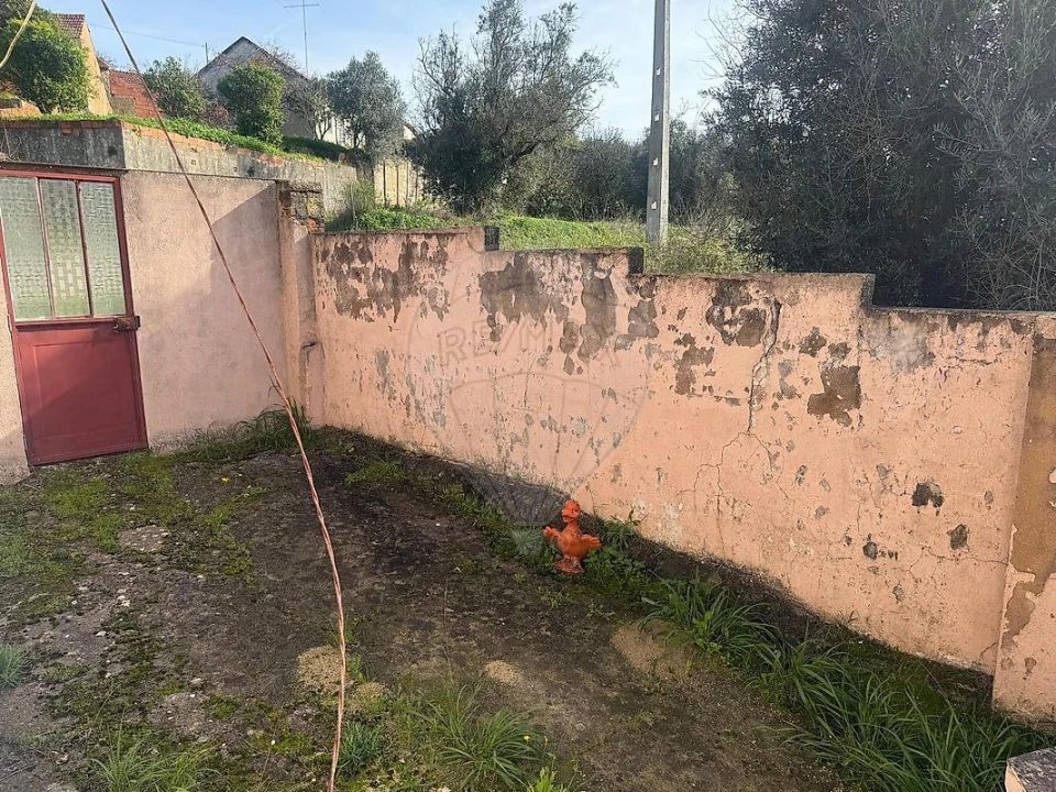 Moradia T2 para Venda em Madalena e Beselga Foto 1