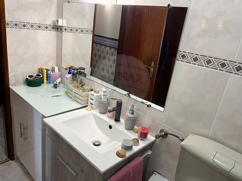 Apartamento T3 para Venda em Corroios Foto 12