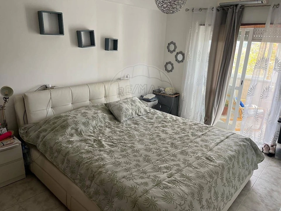 Apartamento T3 para Venda em Corroios Foto 11