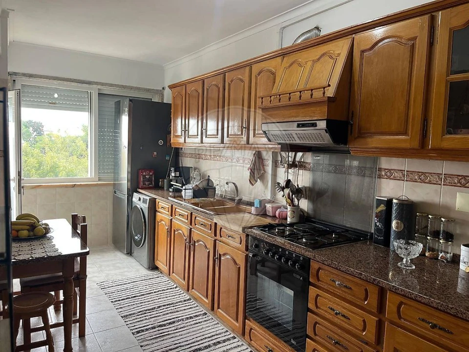 Apartamento T3 para Venda em Corroios Foto 1