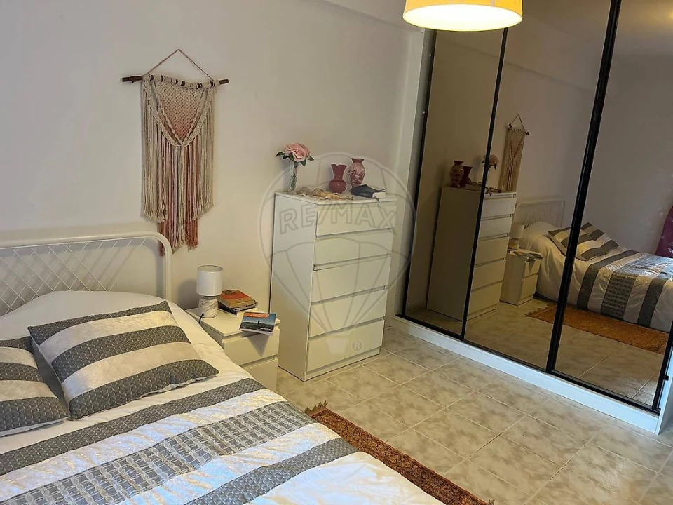 Apartamento T3 para Venda em Corroios Foto 24