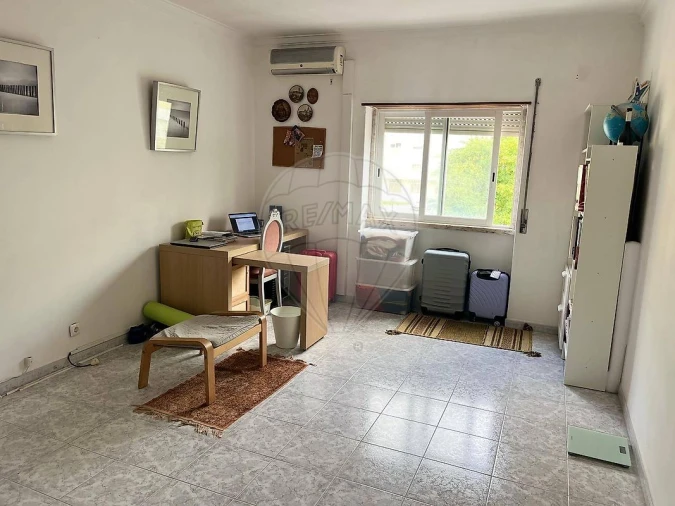 Apartamento T3 para Venda em Corroios Foto 30