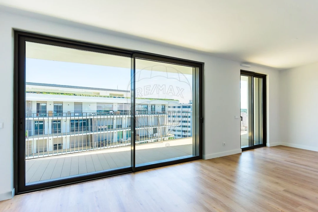 Apartamento T3 para Venda em Algés, Linda-A-Velha e Cruz Quebrada-Dafundo Foto 15