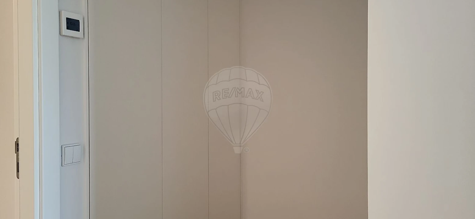 Apartamento T3 para Venda em Algés, Linda-A-Velha e Cruz Quebrada-Dafundo Foto 21