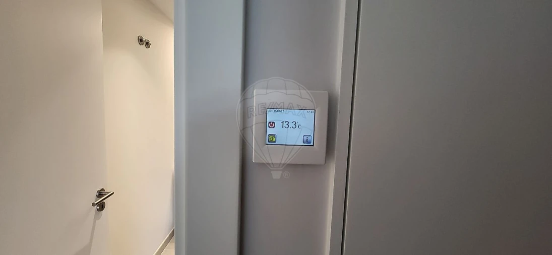 Apartamento T3 para Venda em Algés, Linda-A-Velha e Cruz Quebrada-Dafundo Foto 27