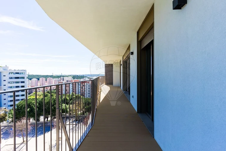 Apartamento T3 para Venda em Algés, Linda-A-Velha e Cruz Quebrada-Dafundo Foto 19