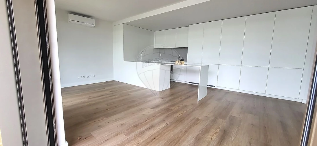 Apartamento T3 para Venda em Algés, Linda-A-Velha e Cruz Quebrada-Dafundo Foto 7