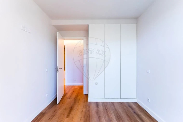 Apartamento T3 para Venda em Algés, Linda-A-Velha e Cruz Quebrada-Dafundo Foto 7