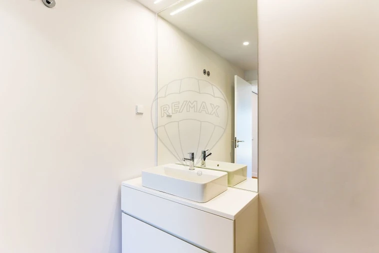 Apartamento T3 para Venda em Algés, Linda-A-Velha e Cruz Quebrada-Dafundo Foto 37